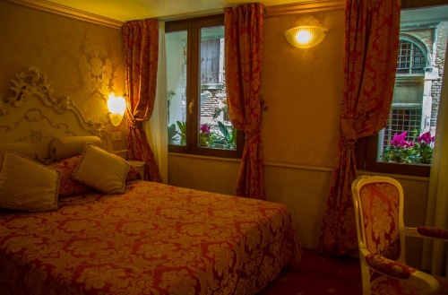 Hotel Becher image 10